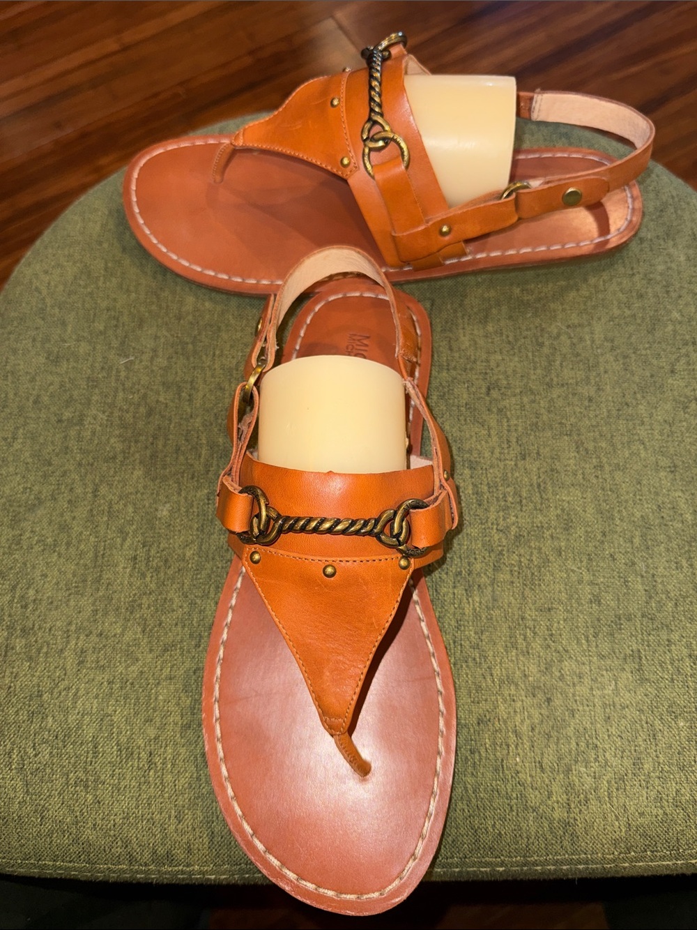 Michael Kors Tan Leather T-Strap Flat Heel Sandals With Chain and Studs Size 11M